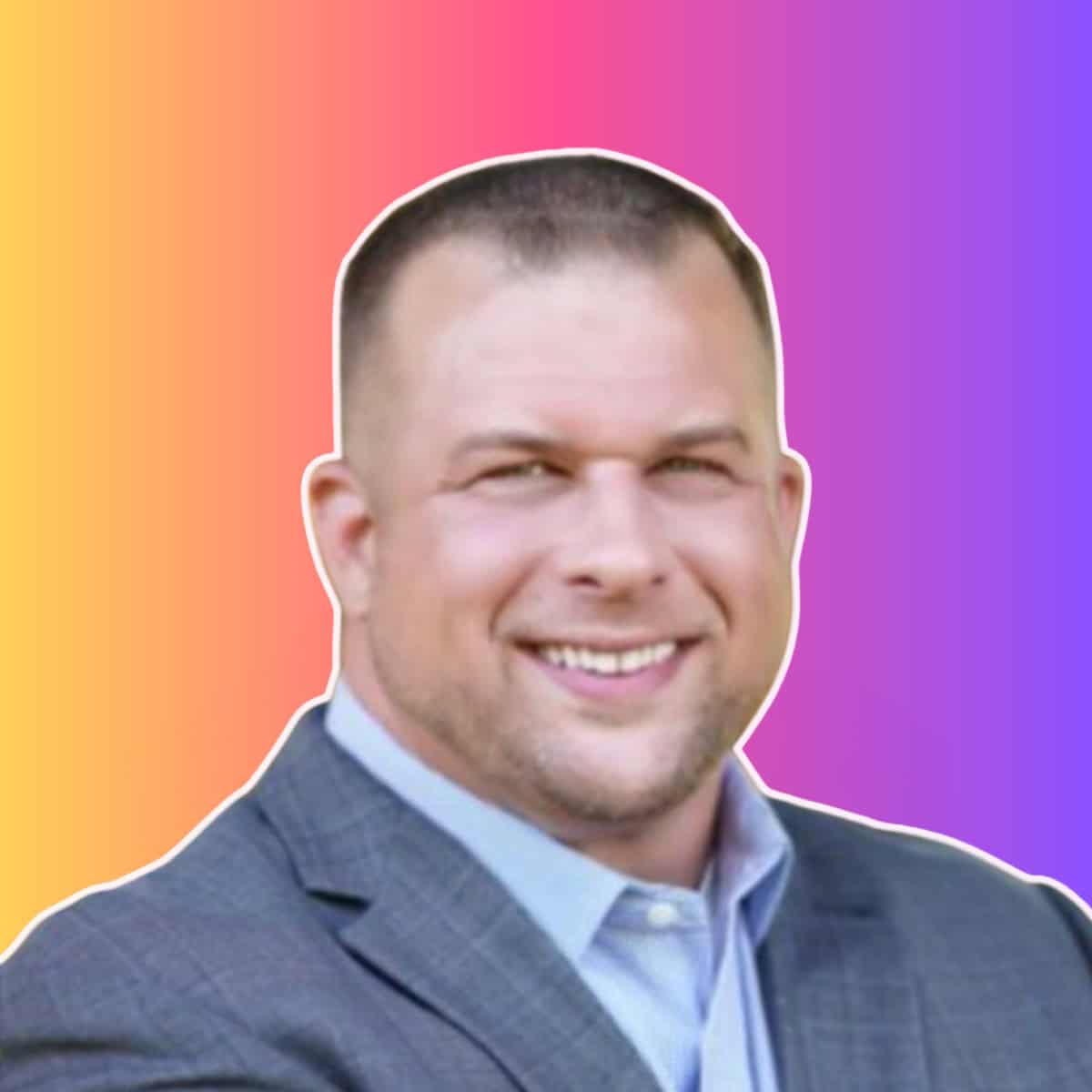Headshot Shawn V2